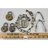 Image 1 : LOT OF 6 - VINTAGE PAD & COMBO LOCKS W/ KEYS - INCL CPR 