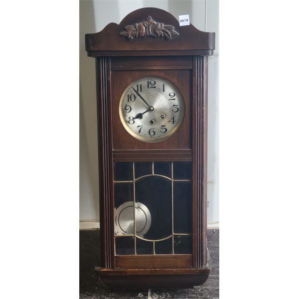 ANTIQUE WALL CLOCK