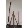 Image 1 : LOT OF 5 - PICK AXE, FORK & DOUBLE EDGED AXE
