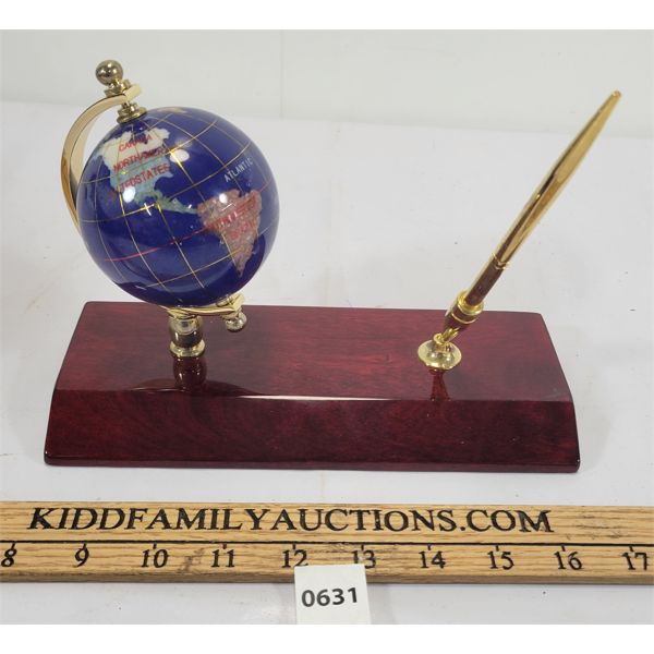 DESKTOP PEN HOLDER W/ GLOBE