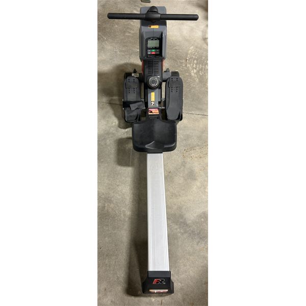 FITNESS REALITY ROWING MACHINE