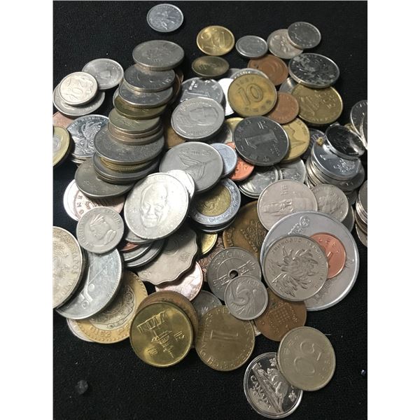 LOT OF WORLD COINS