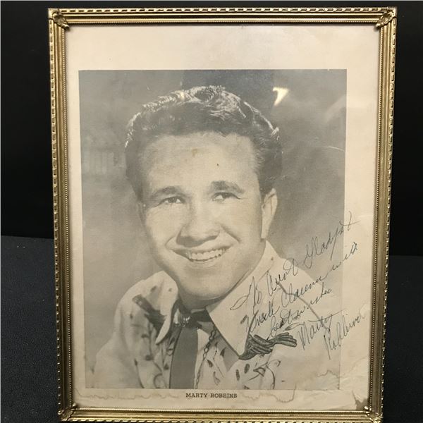 MARTY ROBBINS SIGNED AND FRAMED 8 X 10