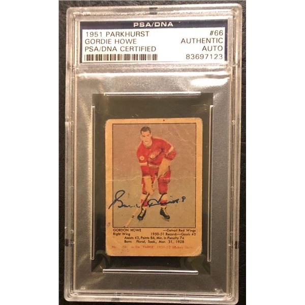 1951-52 PARKHURST GORDIE HOWE SIGNED ROOKIE CARD (PSA DNA)