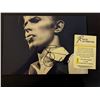 Image 2 : DAVID BOWIE SIGNED 8 X 10 (RA COA)