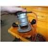 Image 2 : Black & Decker Router w/ Stand & Tool Box