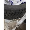 Image 1 : 4 Winter Tires