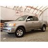 Image 1 : A12F --  2006 TOYOTA TUNDRA DOUBLE CAB SR5 4X4, Grey, 747795 KM