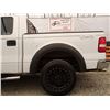 Image 37 : F6 --  2006 FORD F150 SUPERCREW 4X4, White, 190721 KM