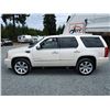 Image 31 : E5 --  2008 CADILLAC ESCALADE LUXURY AWD , White, 228955 KM