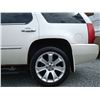 Image 37 : E5 --  2008 CADILLAC ESCALADE LUXURY AWD , White, 228955 KM
