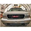 Image 10 : H6 --  2001 GMC SIERRA 1500 EXT CAB 4X4, White, 266254 KM