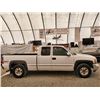 Image 22 : H6 --  2001 GMC SIERRA 1500 EXT CAB 4X4, White, 266254 KM