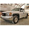 Image 3 : H6 --  2001 GMC SIERRA 1500 EXT CAB 4X4, White, 266254 KM