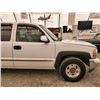 Image 54 : H6 --  2001 GMC SIERRA 1500 EXT CAB 4X4, White, 266254 KM