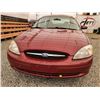Image 8 : A5 --  2002 FORD TAURUS SE, Red, 159725 KM
