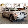 Image 8 : E4 --  2009 JEEP PATRIOT SPORT 4X4, Grey, 202998 KM