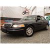 Image 2 : A12F --  2003 FORD CROWN VICTORIA LX, Blue, 381,936 KMS
