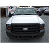 Image 8 : 0C --  2005 FORD F450 SUPER DUTY  DIESEL FLAT DECK DUALLY, White, 314649 KM