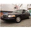 Image 2 : A6 --  2003 FORD CROWN VICTORIA LX, Blue, 381,936 KMS