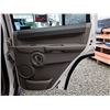 Image 52 : D1 --  2007 JEEP COMMANDER , White, 236,557 KM