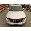 Image 8 : E3 --  2012 JEEP GRAND CHEROKEE LAREDO 4X4, Grey, 252,601 KMS