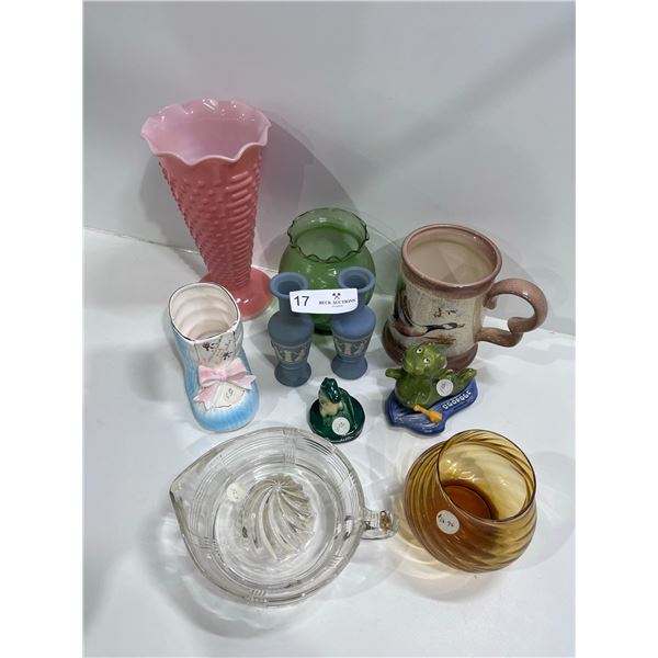 Various vase With glassware