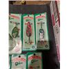 Image 3 : 12 NEW ASSORTED SPORTS COLLECTABLE LURES