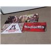 Image 1 : 2 BADLAND BANNERS 23X48"/ 1- 18X36"