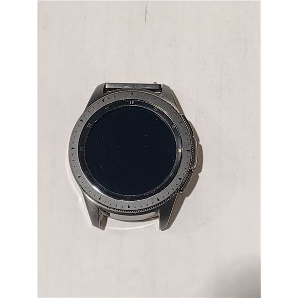 SAMSUNG GPS WATCHES (REQUIRES NEW BATTERIES) BLACK COLOUR