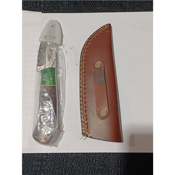 DAMASCUS STEEL KNIFE COMES WITH SHEATH
