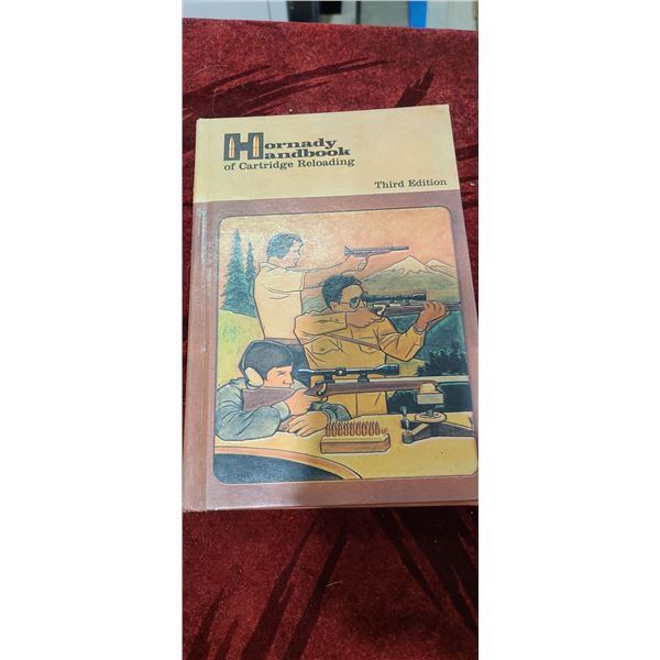HORNADY HANDBOOK OF CARTIDGE RELOADING THIRD EDITION