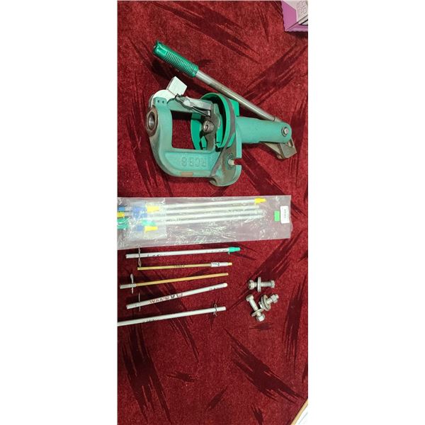 RCBS JUNIOR PRESS WITH ADDITIONAL PRIMER FEEDERS