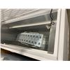 Image 2 : GENERAL ELECTRIC FCM22DLCWW WHITE 21.7 CU FT TOP LOAD ELECTRIC CHEST FREEZER