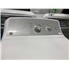 Image 2 : GENERAL ELECTRIC GTX33EBMR0WS WHITE FRONT LOAD ELECTRIC DRYER