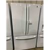 Image 1 : GE GNE27JGMWFWW WHITE 2 DOOR FRIDGE / FREEZER (MINOR COSMETIC DAMAGE)