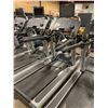 Image 2 : LIFE FITNESS FLEXDECK COMMERCIAL 120V ELECTRIC TREADMILL WITH LIFEFITNESS 17" HD TELEVISION