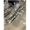 Image 2 : APEX WHITE / GREY COMMERCIAL ADJUSTABLE WEIGHT BENCH