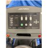 Image 3 : LIFE FITNESS FLEXDECK COMMERCIAL 120V ELECTRIC TREADMILL WITH DIGITAL DISPLAY