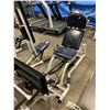 Image 2 : KEISER 250 AIR PNEUMATIC ACTUATED COMMERCIAL SEATED LEG PRESS MACHINE