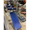 Image 2 : APEX WHITE / BLUE COMMERCIAL ADJUSTABLE INCLINE SIT UP BENCH