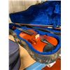 Image 2 : SKYLARK MV007 WOOD 3/4 VIOLIN WITH BOW IN HARD TRANSPORT CASE ( MADE IN CHINA )