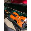 Image 2 : NO NAME LIGHT WOOD VIOLIN WITH BOW IN HARD TRANSPORT CARRY CASE