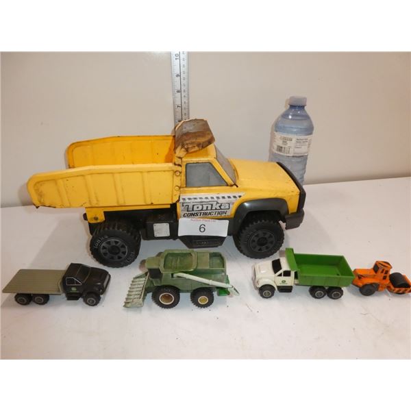 Tonka dump truck & miniature farm vehicles