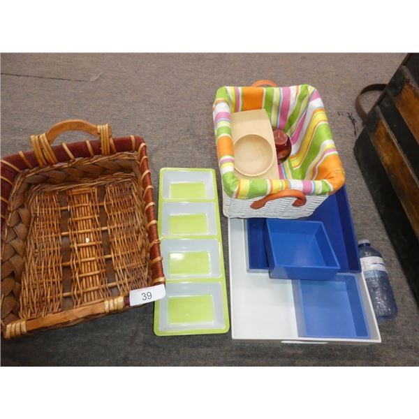 misc housewares: baskets, trays