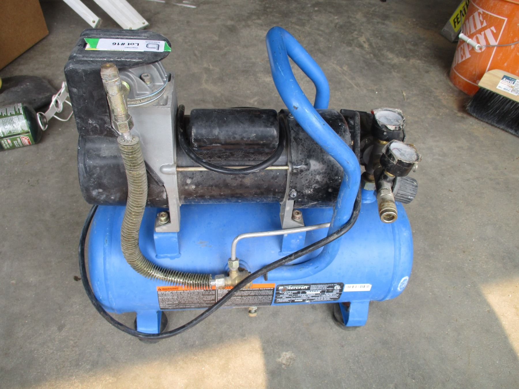 Mastercraft 3 Gallon Air Compressor