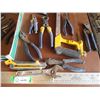Image 4 : Hacksaw, Pliers, Utility Knife, Crescent Wrench, Misc.