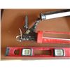 Image 2 : Milwaukee 24" Level, (2) Caulking Guns