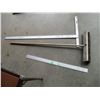 Image 1 : 4' Drywall T Square and Broom