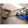 Image 1 : Turf Builder Seed Spreader